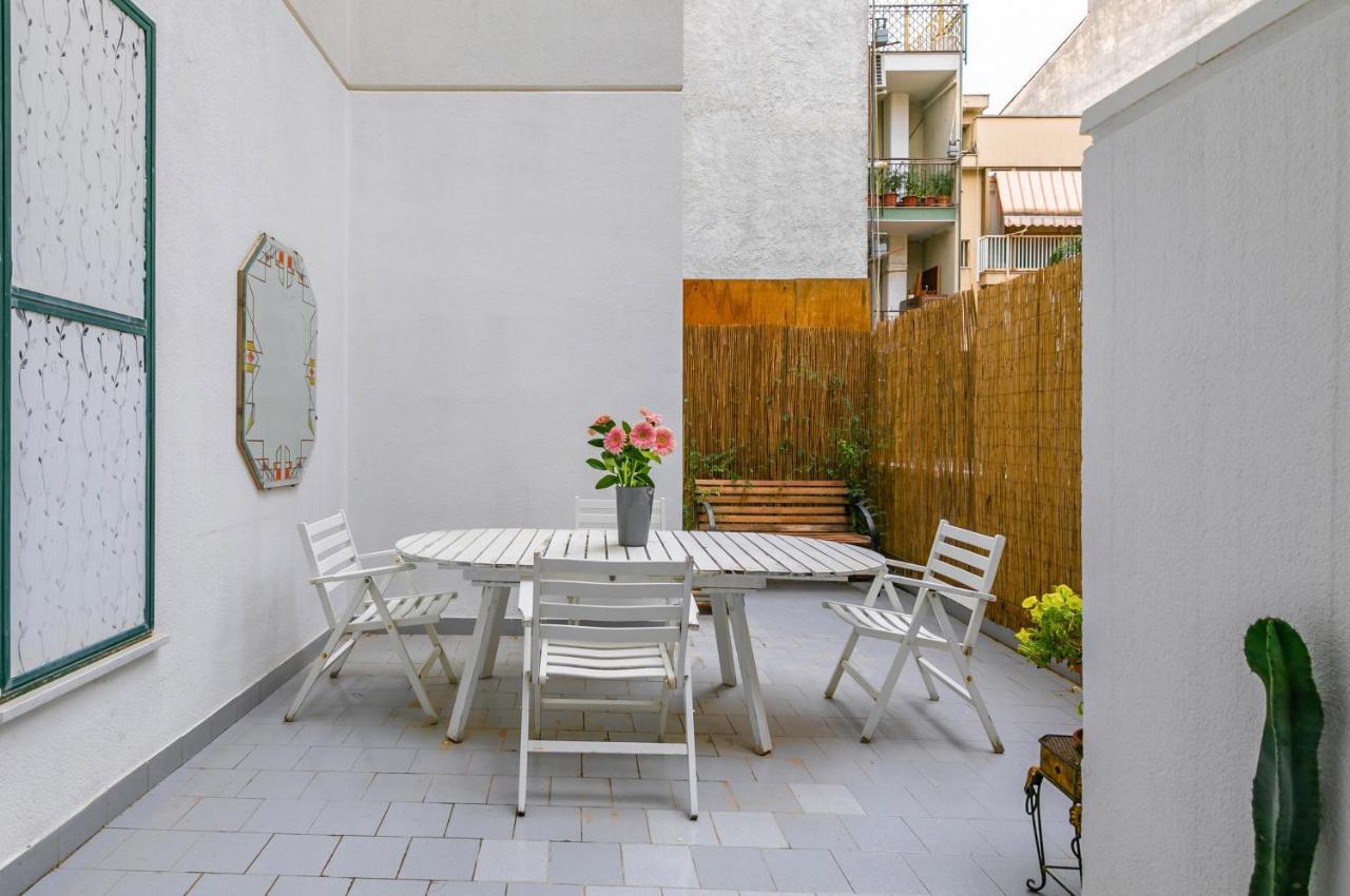 Villa Malfitano And Lolli Station Apt With Terrace パレルモ エクステリア 写真